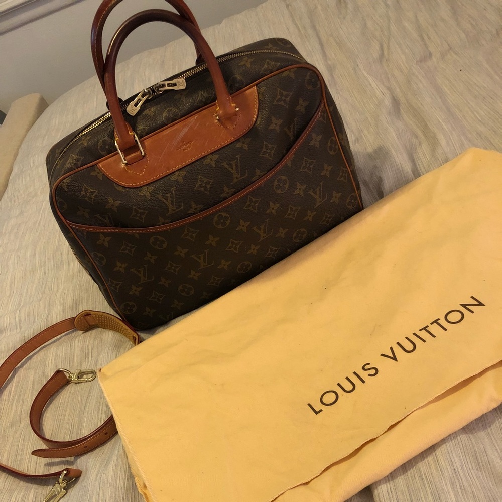 Authentic Louis Vuitton Deauville